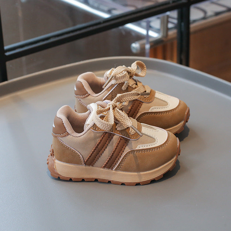 حذاء بتصميم رياضي عصري للاطفال