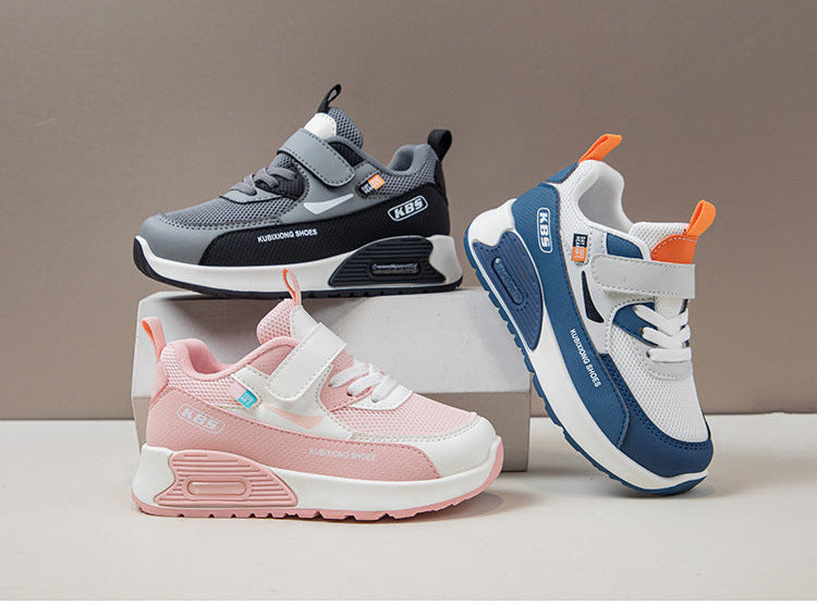 حذاء بتصميم رياضي عصري يناسب الأولاد والبنات