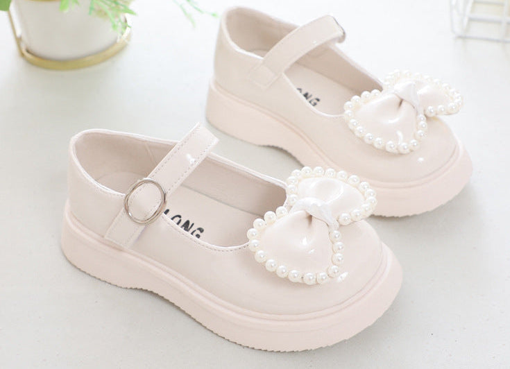 حذاء بناتي بتصميم فيونكة مزينة بحبات اللؤلؤ