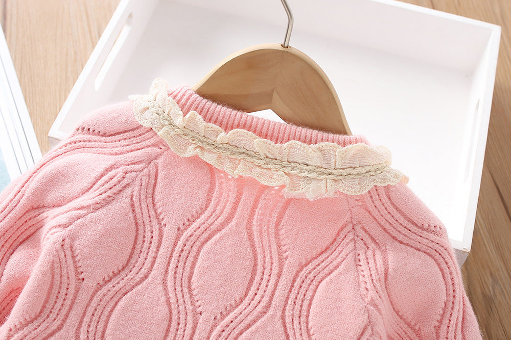 Vestido de niña de invierno suave con un toque de encaje de dos piezas.