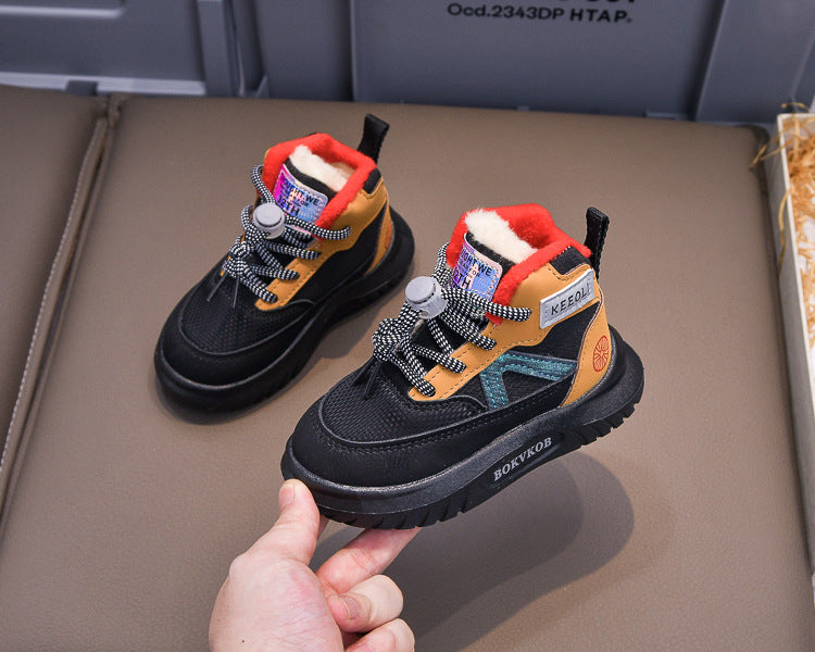 حذاء شتوي دافئ بتصميم عصري