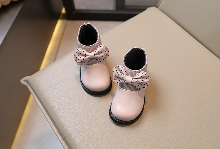 حذاء بناتي أنيق بتصميم عصري مع ربطة جانبية منقّطة