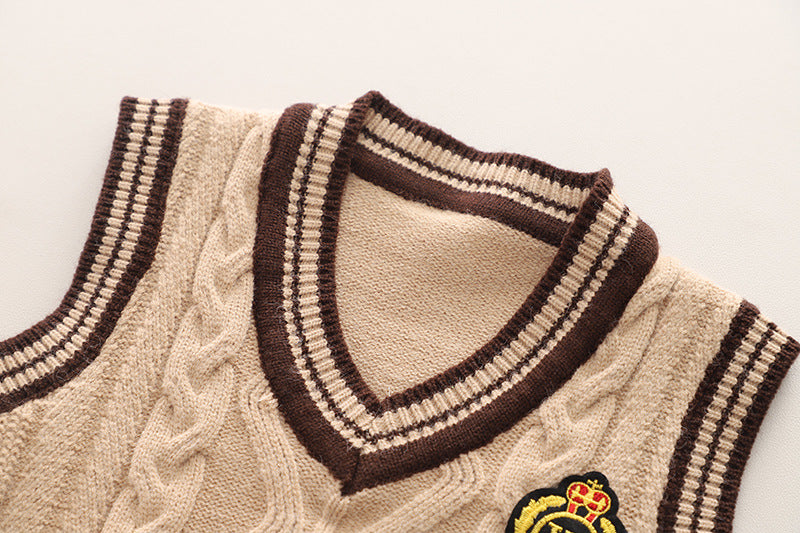 Conjunto clásico de 3 piezas: chaleco de lana, camisa de manga larga y pantalón