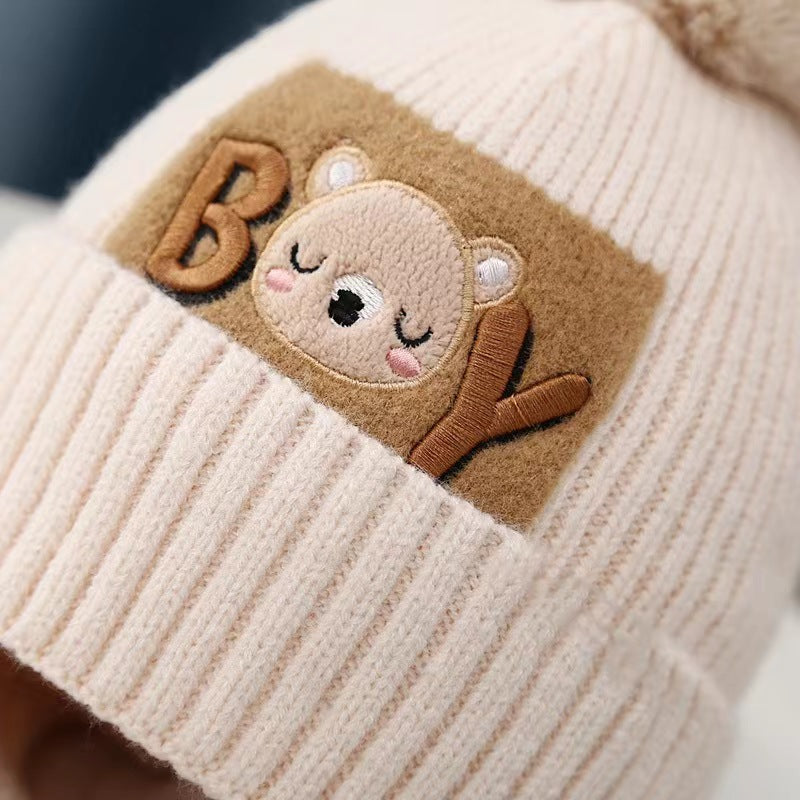 Conjunto de gorro y bufanda de invierno para niños – Calidez de lana y diseño cómodo.