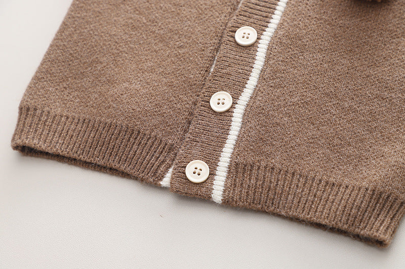 Conjunto de 3 piezas: camisa de cuadros, chaleco de lana y pantalón