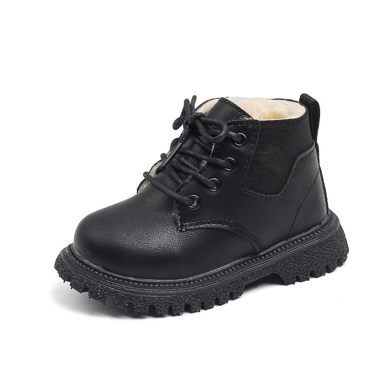 بوت شتوي بتصميم عملي مقاوم للبرد