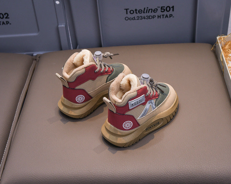 حذاء شتوي دافئ بتصميم عصري