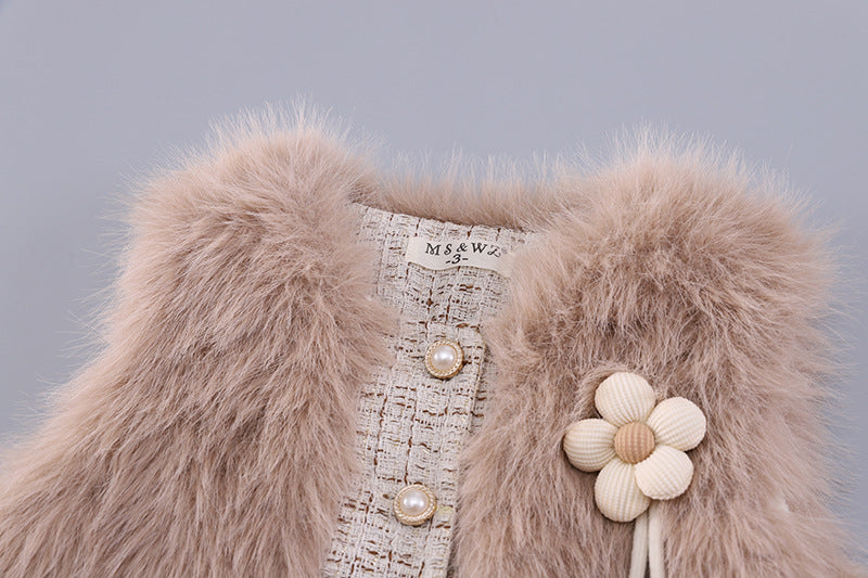 Conjunto de 3 piezas: chaleco de piel, camiseta interior cálida y falda de tweed.