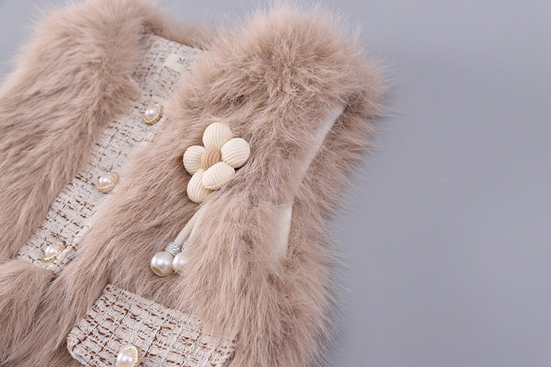 Conjunto de 3 piezas: chaleco de piel, camiseta interior cálida y falda de tweed.