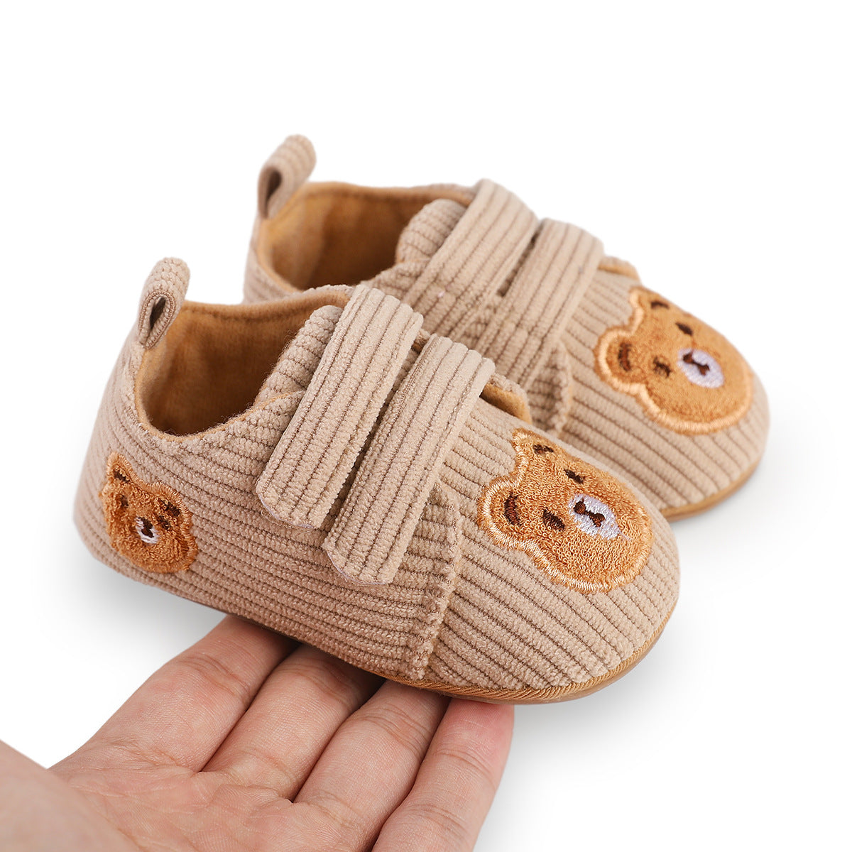 حذاء مواليد قماشي مطرّز بتصميم كرتوني