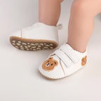 حذاء مواليد قماشي مطرّز بتصميم كرتوني