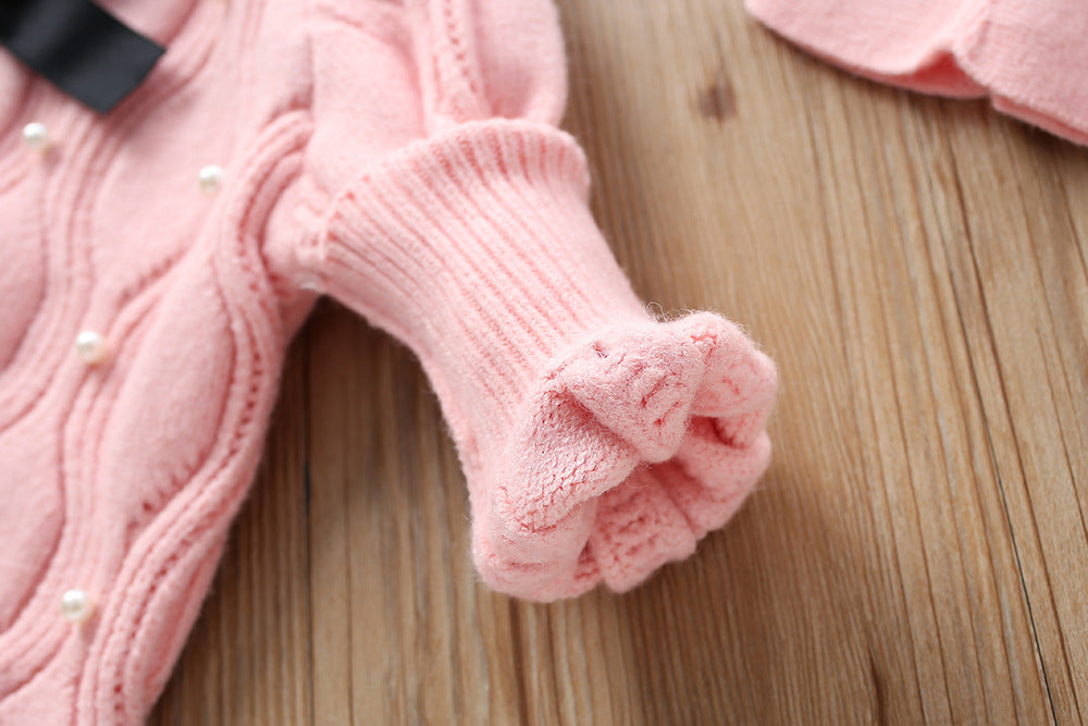 Vestido de niña de invierno suave con un toque de encaje de dos piezas.
