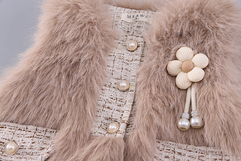 Conjunto de 3 piezas: chaleco de piel, camiseta interior cálida y falda de tweed.