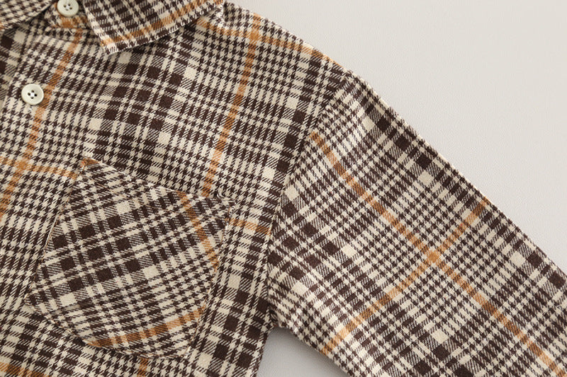 Conjunto de 3 piezas: chaqueta, camisa de cuadros interior y pantalón vaquero