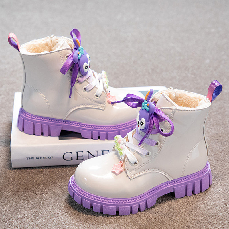 بوت بناتي شتوي بتصميم عصري لامع