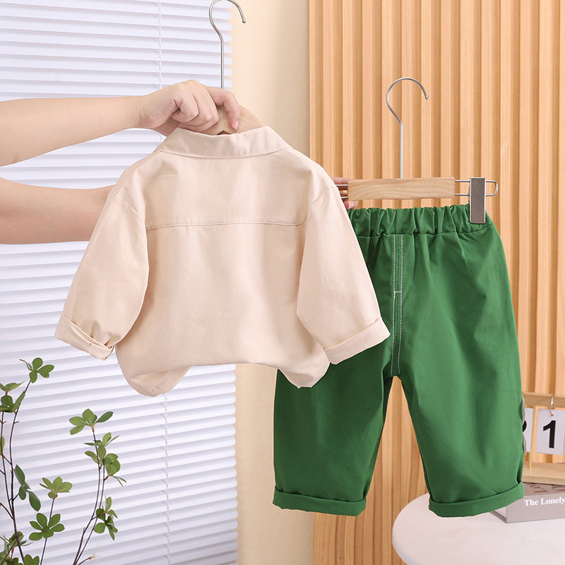 Conjunto de 3 piezas: camisa de botones, camiseta interior y pantalón