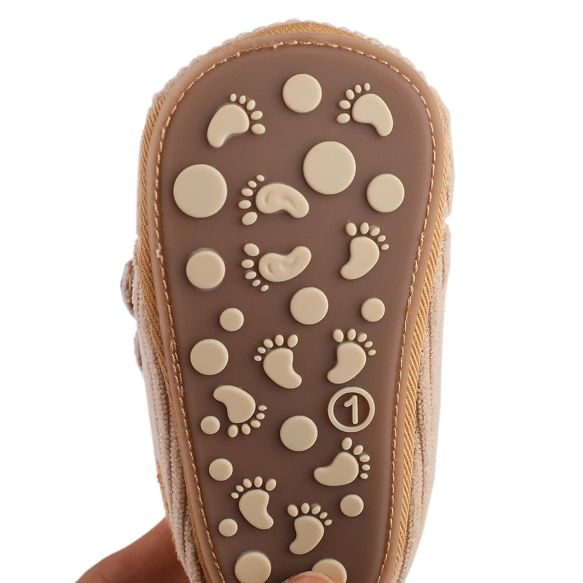 حذاء مواليد قماشي مطرّز بتصميم كرتوني