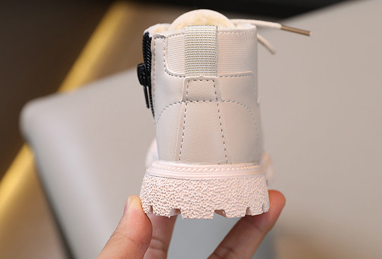 بوت شتوي بتصميم عملي مقاوم للبرد