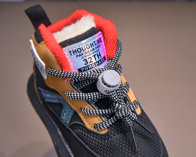 حذاء شتوي دافئ بتصميم عصري