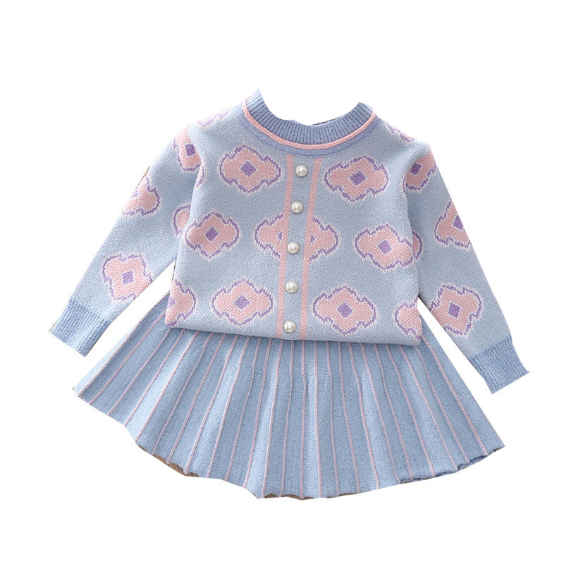 Vestido de tejido tejido suave con textura cómoda.