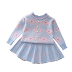 Vestido de tejido tejido suave con textura cómoda.