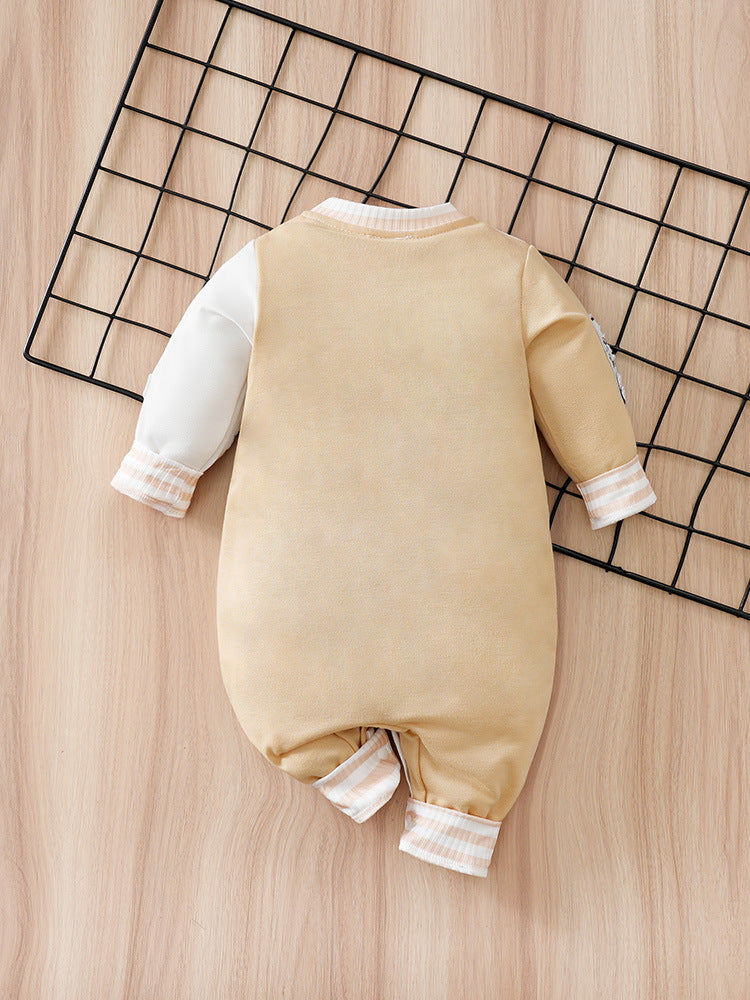 Mono de una sola pieza con botones frontale