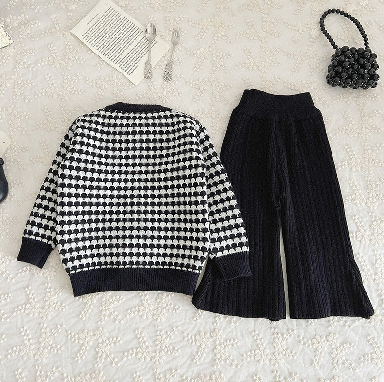 Conjunto de invierno elegante para niña: chaqueta tejida con estampado “houndstooth” y pantalón.