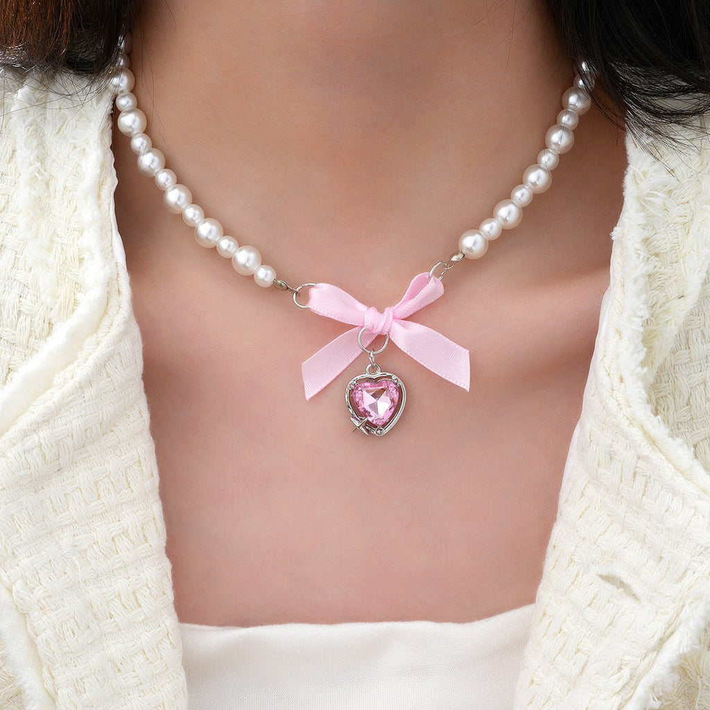Collar veraniego para niñas con cuentas de perla, lazo y colgante en forma de corazón