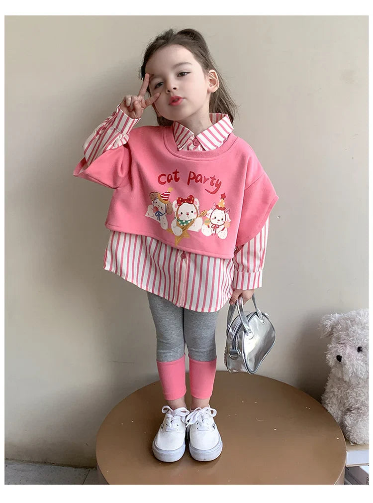 Conjunto de 3 piezas: suéter corto, camisa a rayas y chaleco de colores.