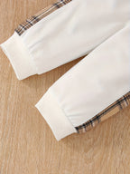 Conjunto infantil de invierno elegante con diseño de osito clásico y estampado de cuadros