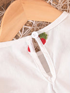 Conjunto de dos piezas: blusa bordada y jeans para un look encantador para tu niña