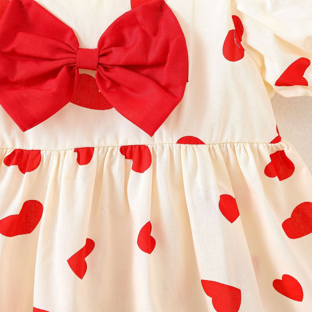 فستان من قطعتين بطبعة قلوب وشرائط ملونة صيفي للبنات