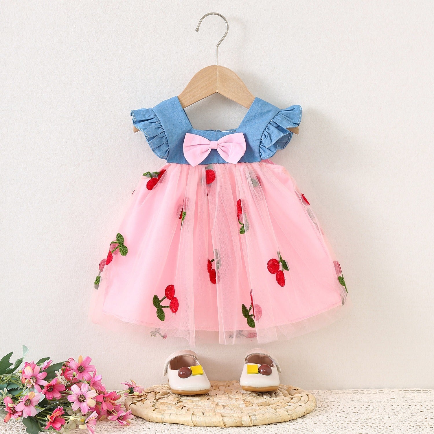 فستان من قطعتين بطبعة قلوب وشرائط ملونة صيفي للبنات