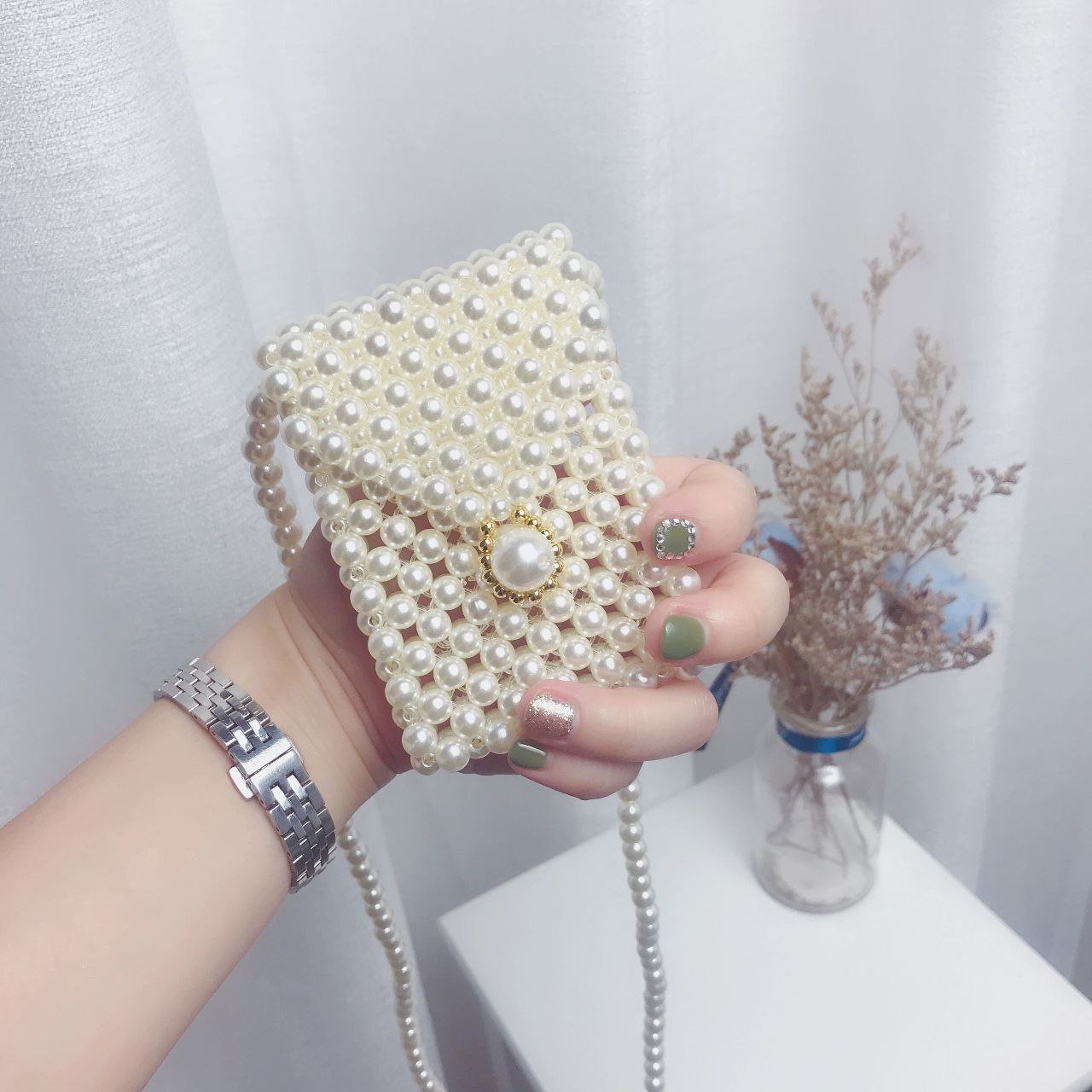 Bolso de hombro perlado para niñas con cierre elegante – Estilo moderno y sofisticado