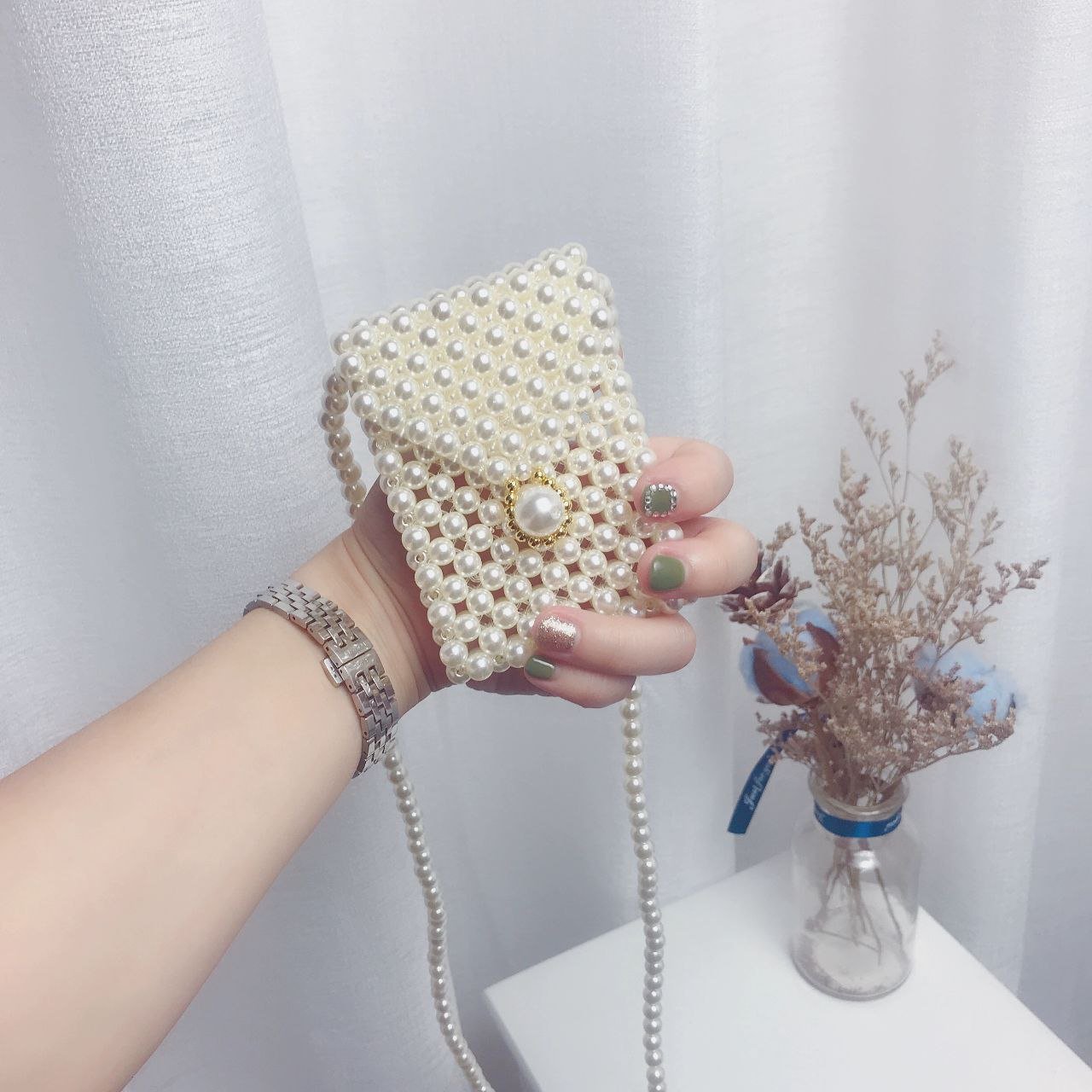 Bolso de hombro perlado para niñas con cierre elegante – Estilo moderno y sofisticado