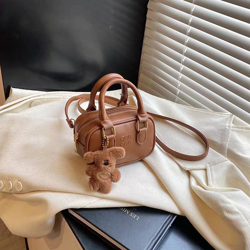 Bolso pequeño para niñas con diseño de osito – Estilo moderno y divertido