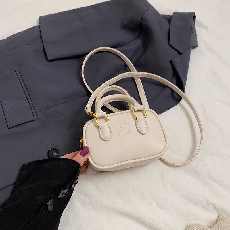 Bolso pequeño para niñas con diseño de osito – Estilo moderno y divertido