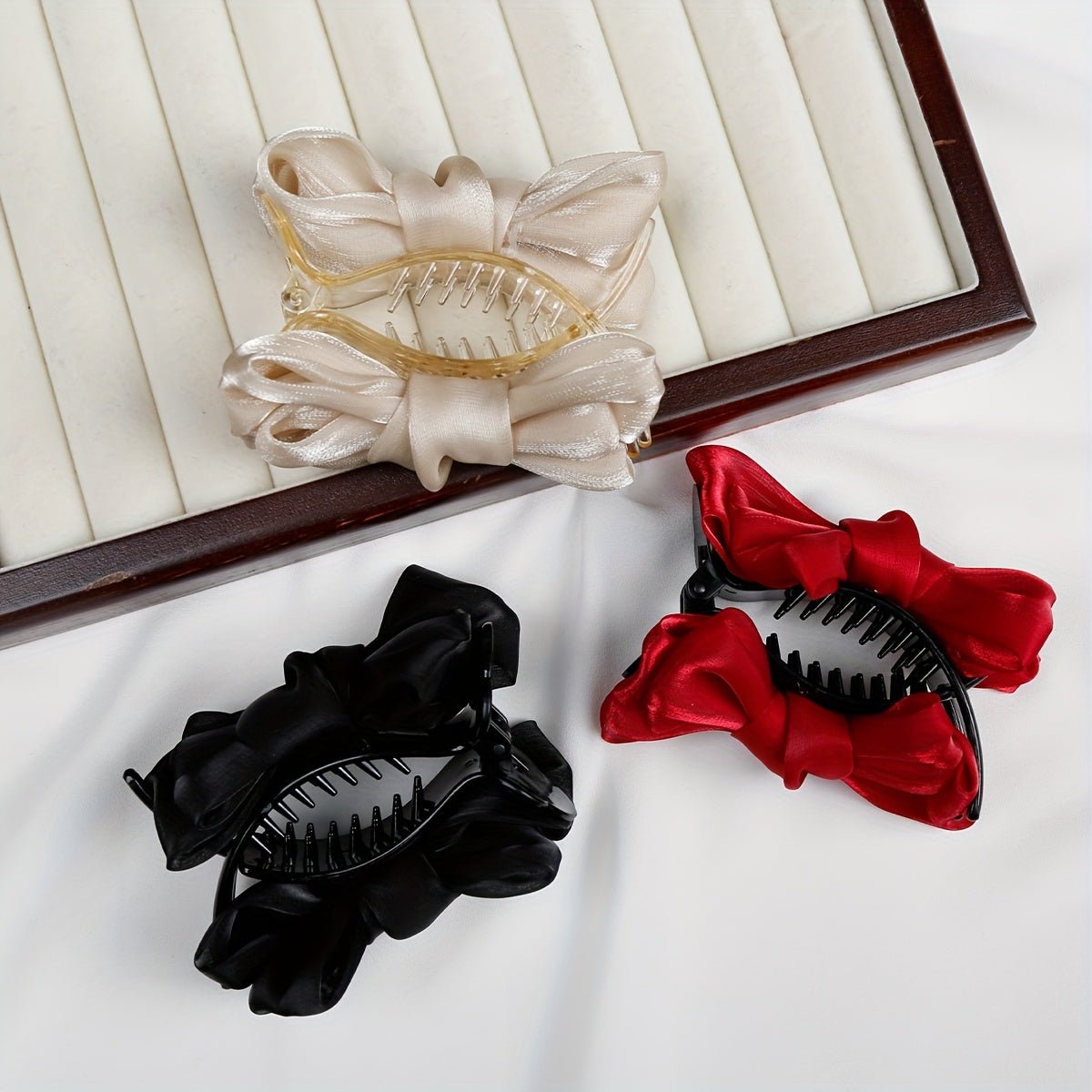 Pinzas de pelo de seda en forma de lazo – Diseño elegante para niñas