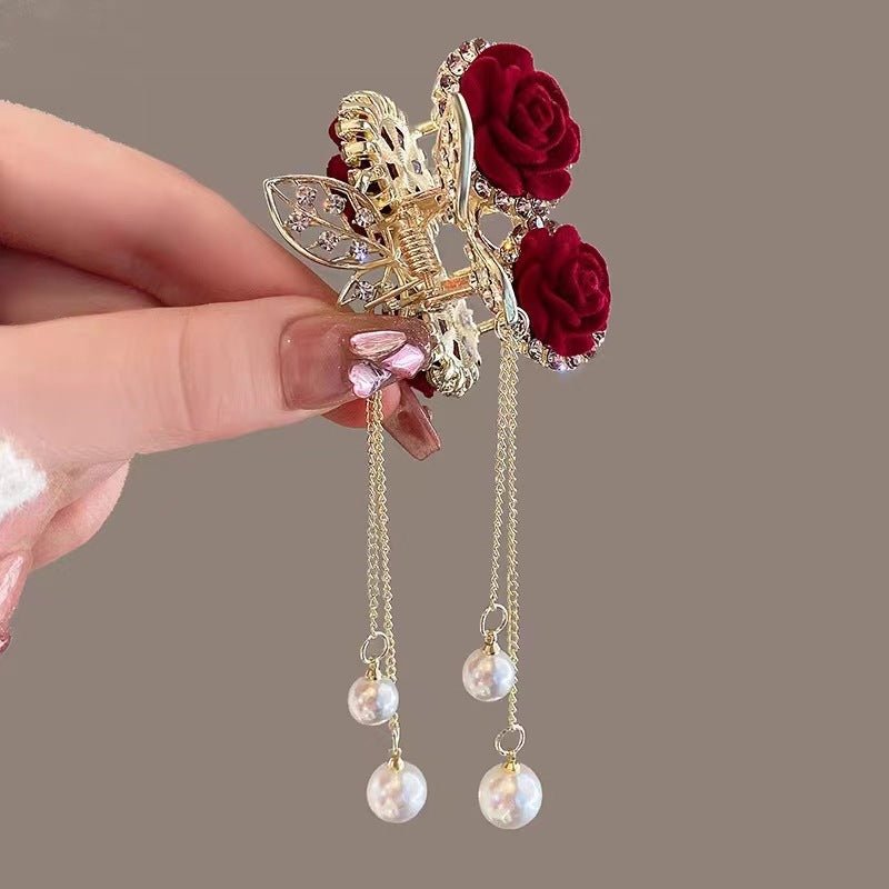 Pinzas de pelo elegantes para niñas: flores 3D con cadenas de perlas colgantes