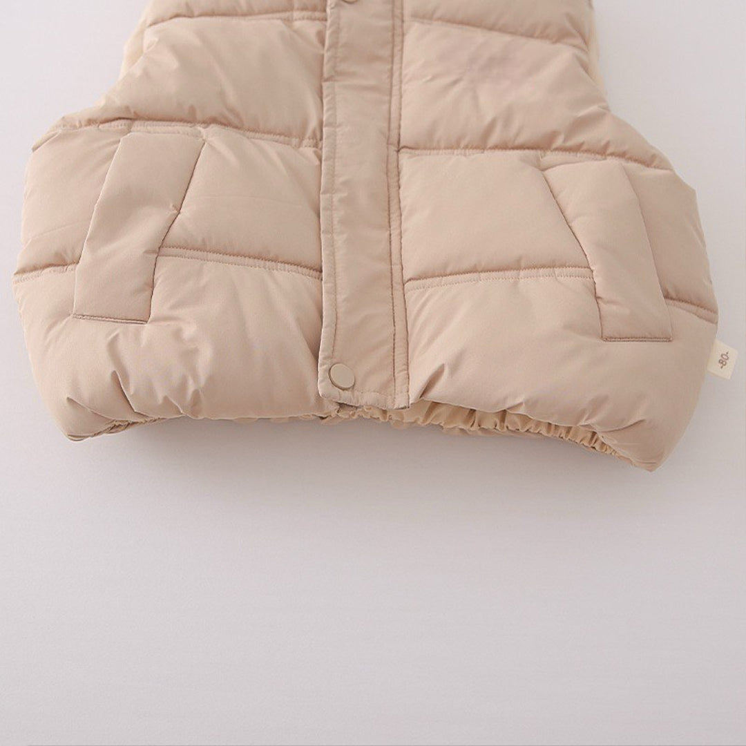 Conjunto de 2 piezas: chaqueta gruesa y pantalón de algodón en color rosa.