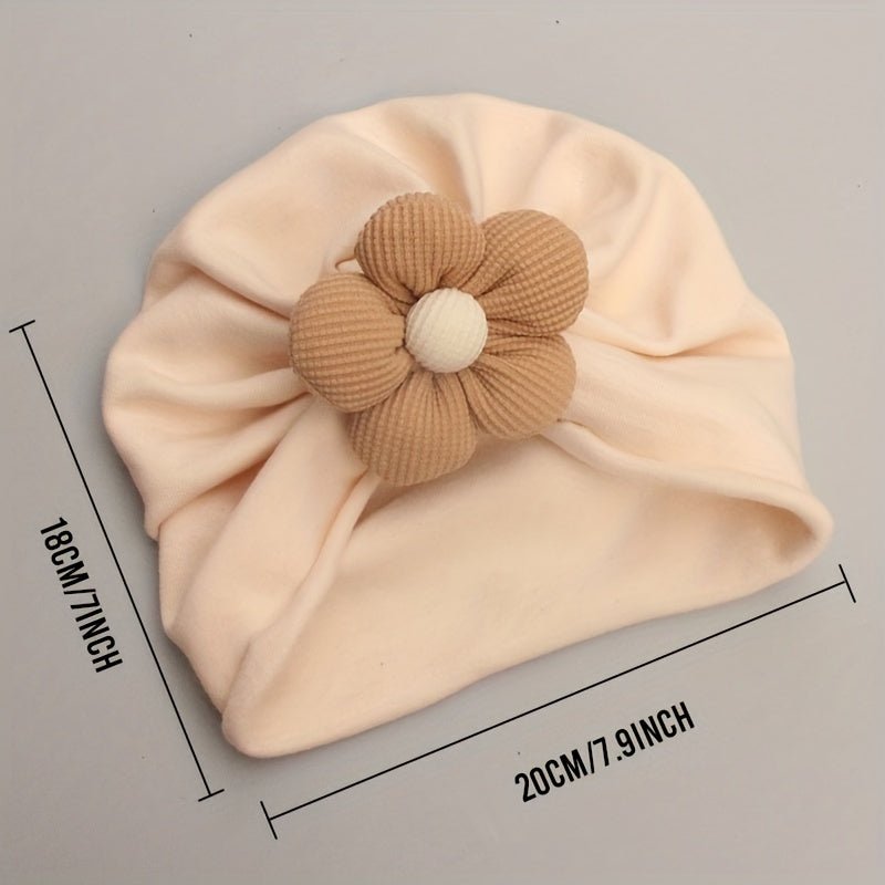 Set de calcetines y gorra para niñas con flores de tela – Encanto y estilo infantil